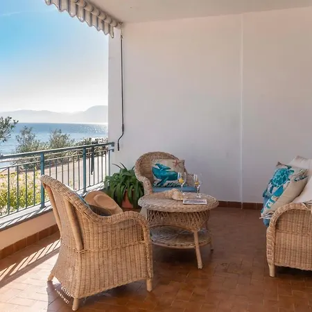Welcomely - Terrace By The Sea -
