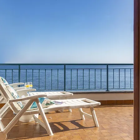 Welcomely - Terrace By The Sea - *