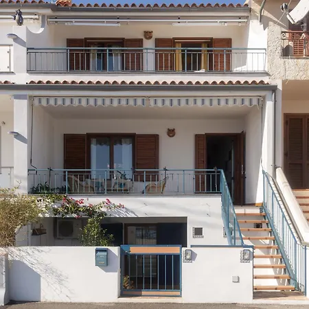 Apartment Welcomely - Terrace By The Sea - *