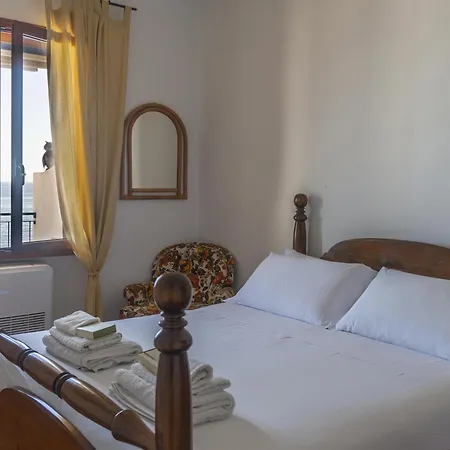 Welcomely - Terrace By The Sea - *