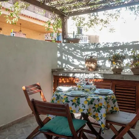 Welcomely - Terrace By The Sea - *